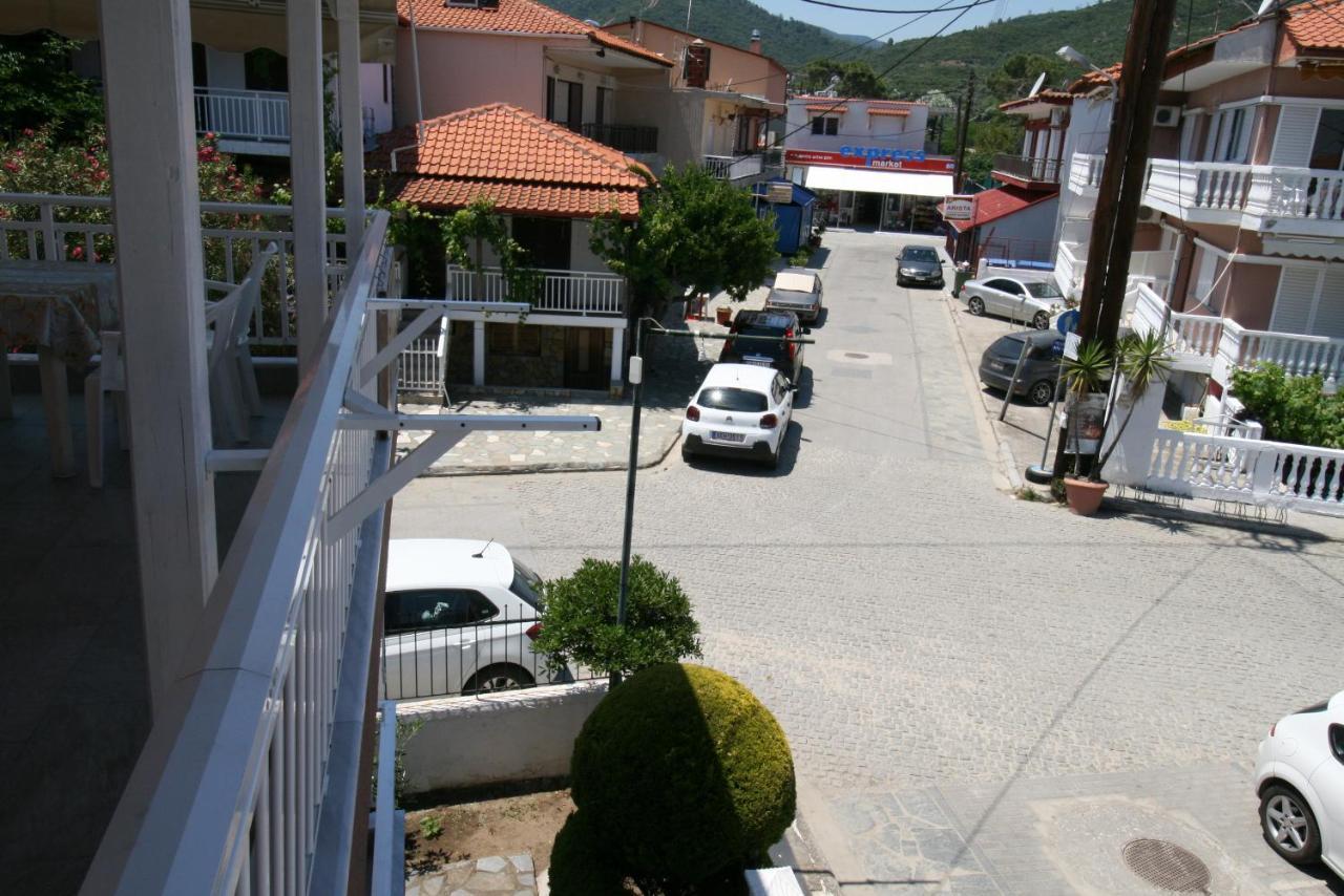 Sarti Center Studios Luaran gambar
